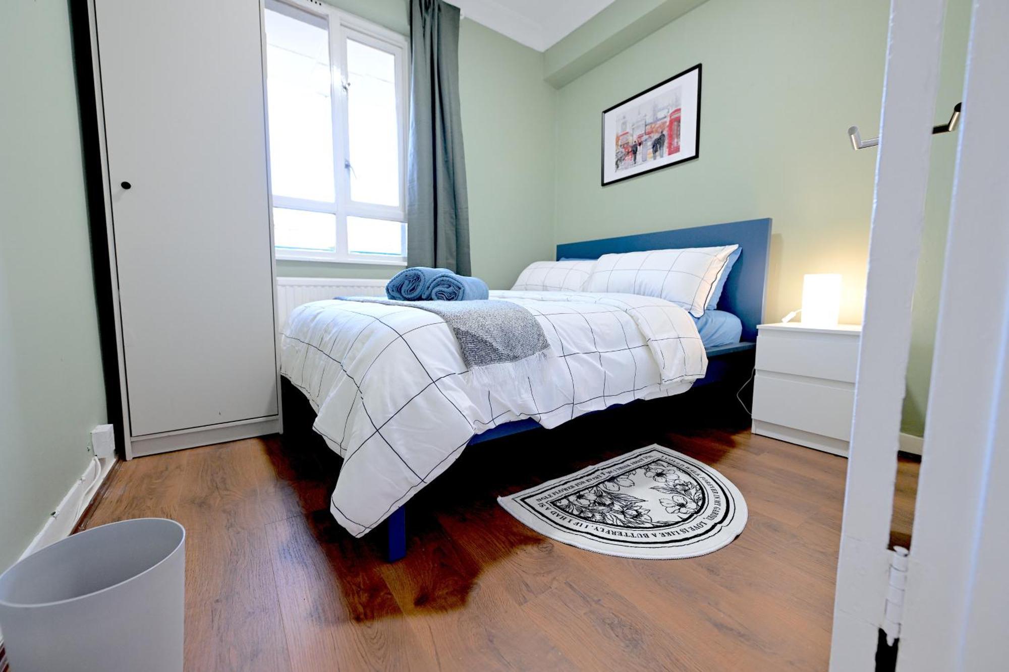 3 Bed Flat In King's Cross Station - Zone 1 Apartamento Londres